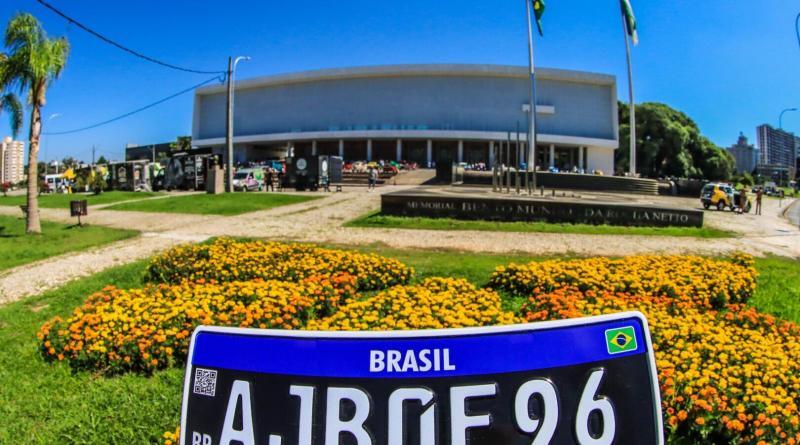 Chega de treta com a Placa Preta Chega de treta com a Placa Preta