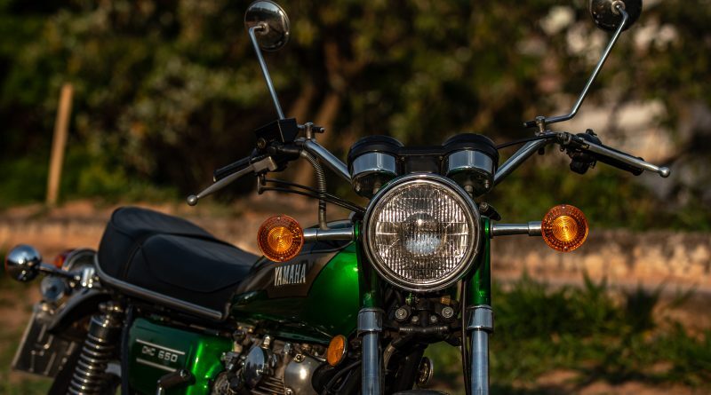 Rodamos na TX 650 que usa o primeiro motor Yamaha 4T